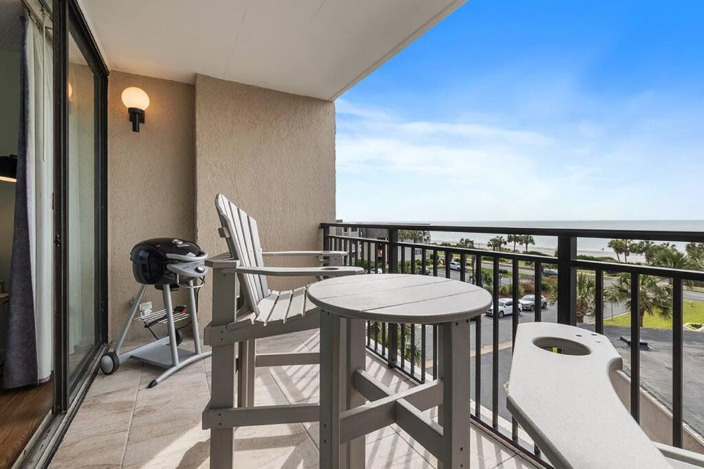 Cabana Palms - Oceanfront Renovated King Bed Sauna شاطئ ميرتل المظهر الخارجي الصورة